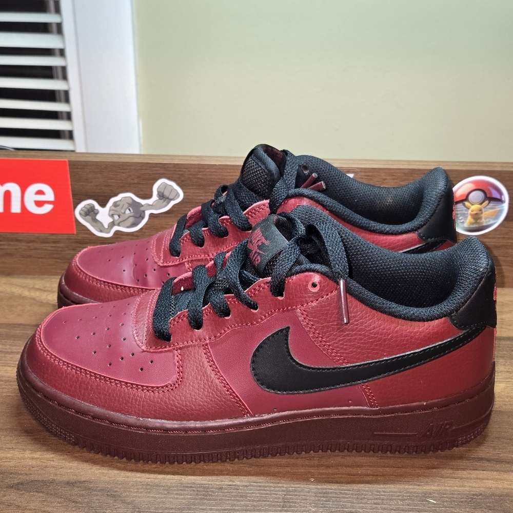 Nike Air Force 1 07 Low Maroon And Black 6y